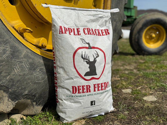 Apple Cracker Deer Feed Bag 25 lbs